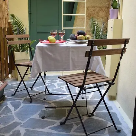 Giotas Studio Chania