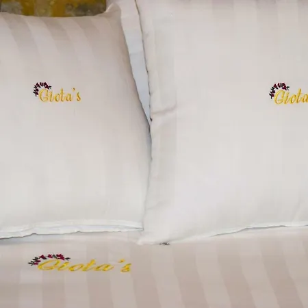Giotas Studio Chania *